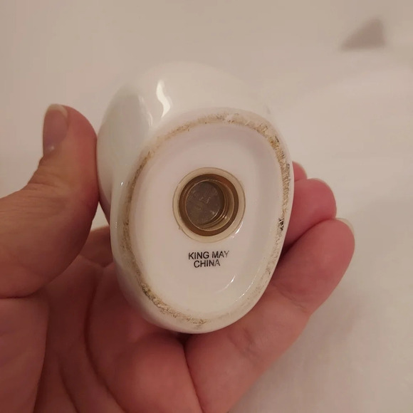 King May China Halloween Ceramic Ghosts Salt and Pepper Shakers - Picture 5 of 13